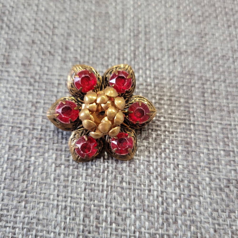 Elegant Gold and Red Floral Brooch